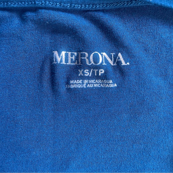 V neck tees - Picture 2 of 3